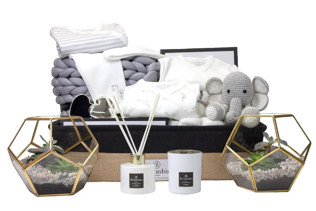 Love is Love - Dwele Organic Luxury Baby Hemp Hamper